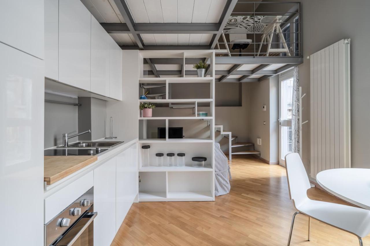 Amazing Loft - 350 M Far From Dateo Station Milán