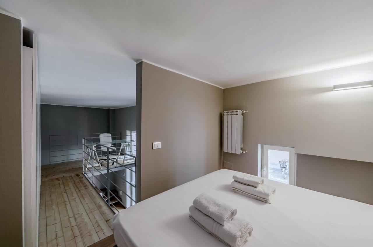 Amazing Loft - 350 M Far From Dateo Station Milán