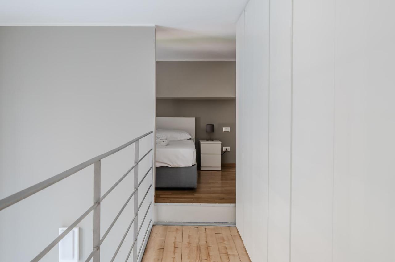 Amazing Loft - 350 M Far From Dateo Station Milán